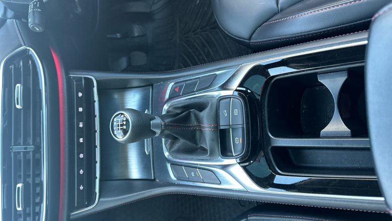 MG Hs 1.5 T-GDI Exclusive 5dr Petrol Hatchback